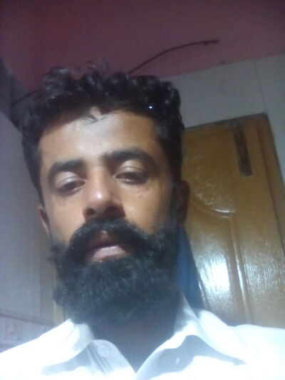  ,   Waseem, 37 ,   ,   , c 