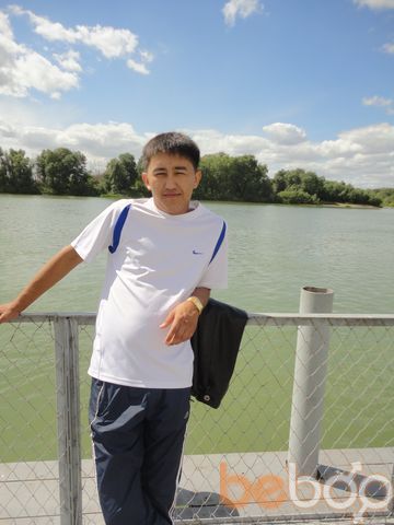  ,   Azat, 38 ,  