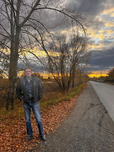  ,   Dmitriy, 60 ,   ,   