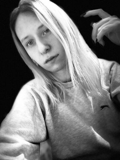  ,   Anastasia, 25 ,   ,   