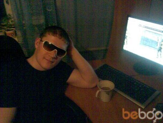   ,   JoNi, 37 ,   