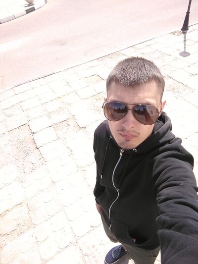  ,   Alexander, 25 ,   ,   