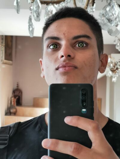  ,   Aleksandur, 25 ,   ,   , c 