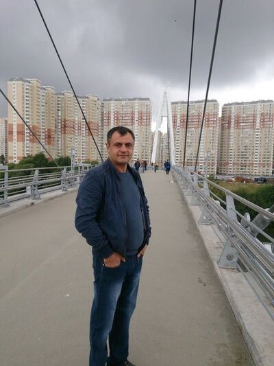  ,   Alik, 45 ,  