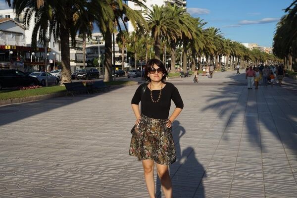  ,   Nargiza, 48 ,   ,   , c 