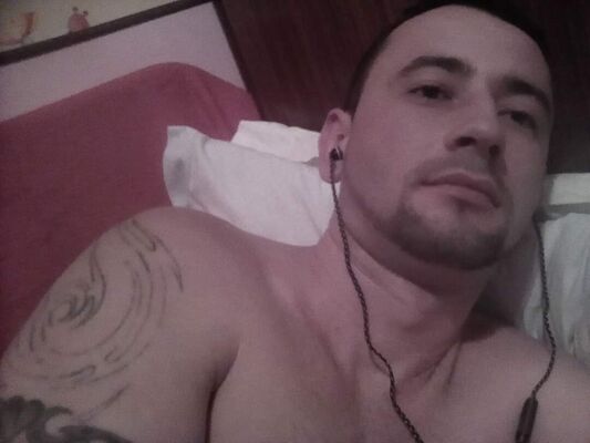  Unterfohring,   Vasja, 36 ,   , 