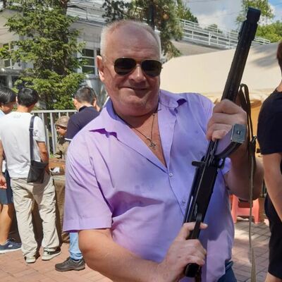  ,   Alex, 65 ,   c 