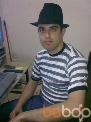  1599477  Xalid, 42 ,    