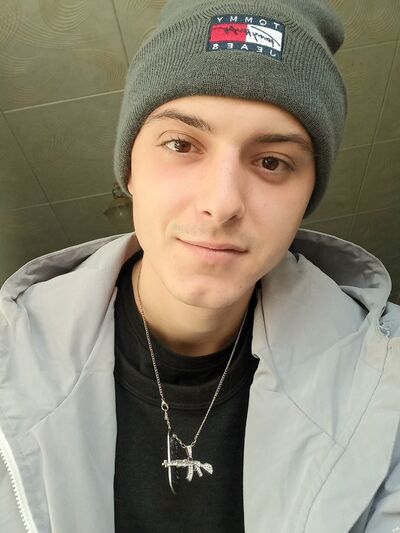  ,   Andrey, 25 ,   ,   