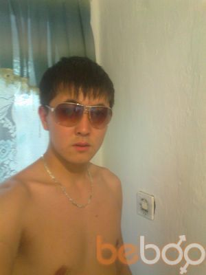  ,   Darhan, 32 ,   