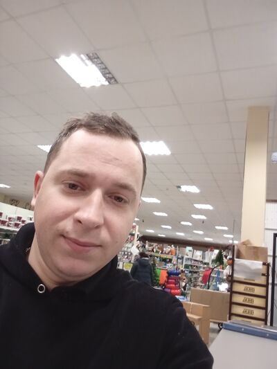  ,   Ilya, 32 ,   c 