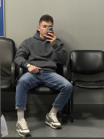  ,   Mikhail, 28 ,   