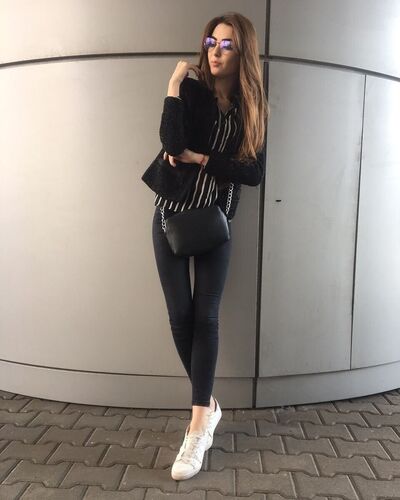  ,   , 24 ,   ,   