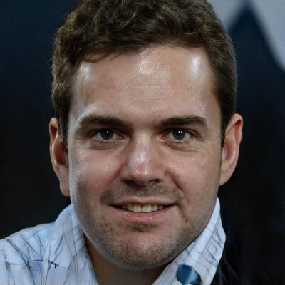  ,   Artur, 33 ,   ,   
