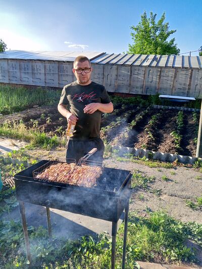  ,   Ilya, 33 ,   ,   