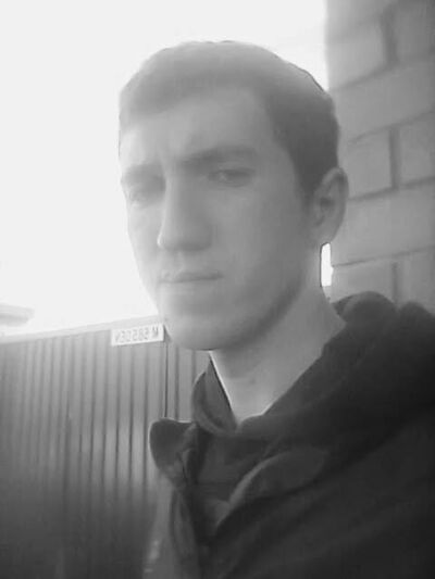  ,   Pavel, 32 ,     , c 