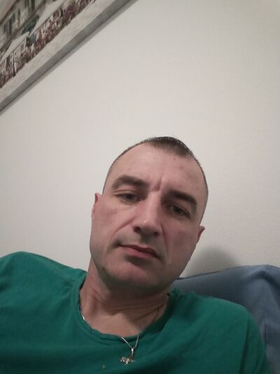  ,   Alexei, 44 ,   ,   , c , 