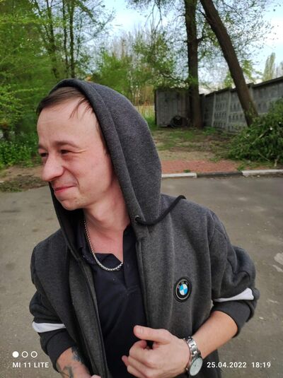  --,   Anton, 31 ,   ,   , c , 