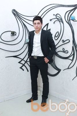  ,   Axmed, 30 ,   