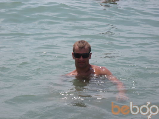  ,   Pasha, 40 ,  