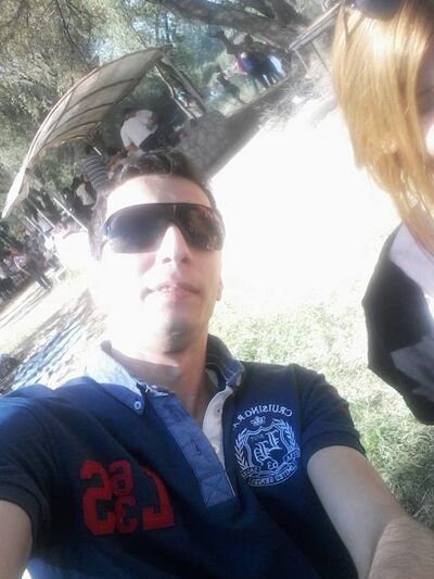  ,   Tiko, 33 ,   