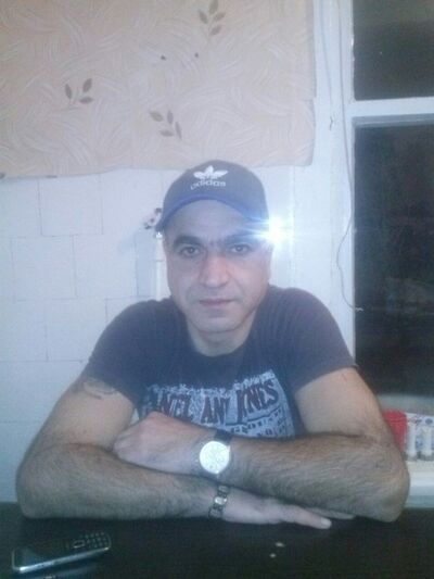  ,   Leonardo, 49 ,   ,   , c 