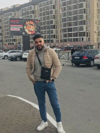  ,   Farik, 30 ,   