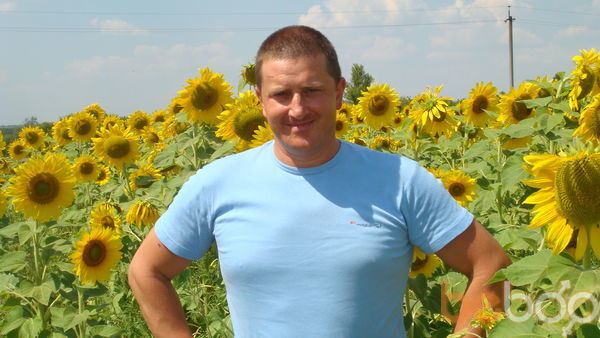  ,   Alex, 54 ,  