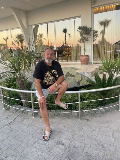  ,   Vadym, 50 ,   c 