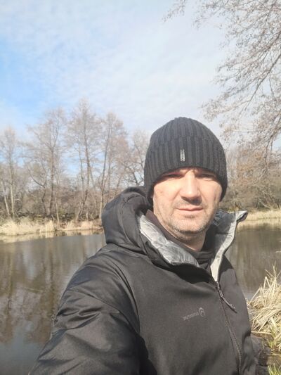  ,   Leonid, 36 ,   ,   