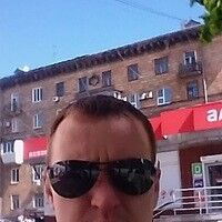  ,   Vasilij, 32 ,   