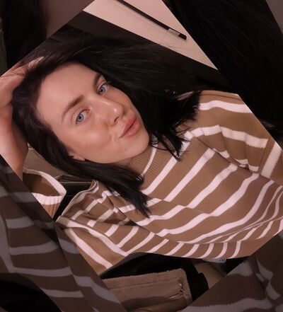 ,   Anna, 22 ,   ,   