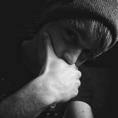  -,   Alex, 27 ,   