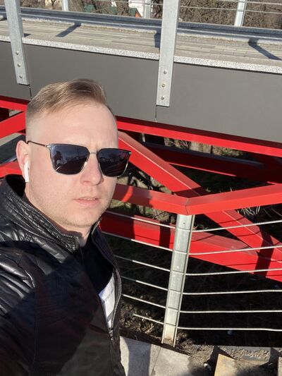  ,   Vadim, 33 ,   ,   
