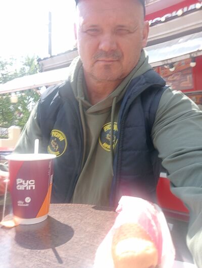  ,   Oleg, 49 ,   ,   