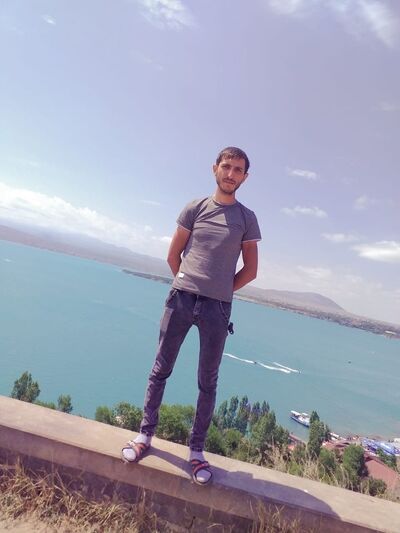  ,   Karen, 32 ,   ,   , c , 