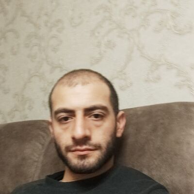  ,   Ando, 33 ,   ,   