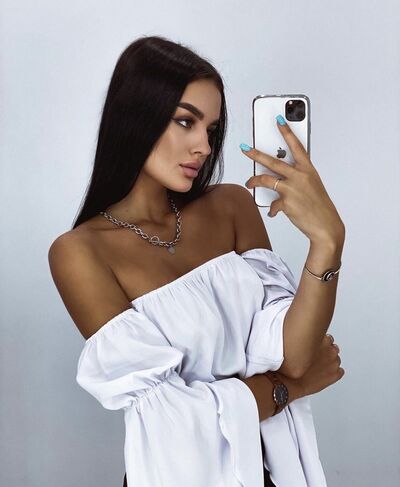  ,   Alina, 25 ,   ,   , c , 