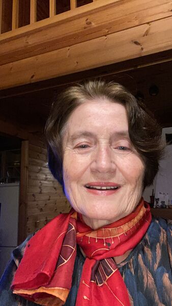  ,   Julia, 84 ,   ,   