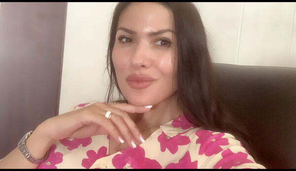  ,   Mila, 40 ,   ,   , c 