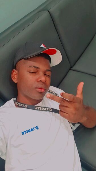  --,   Deivid, 25 ,   ,   