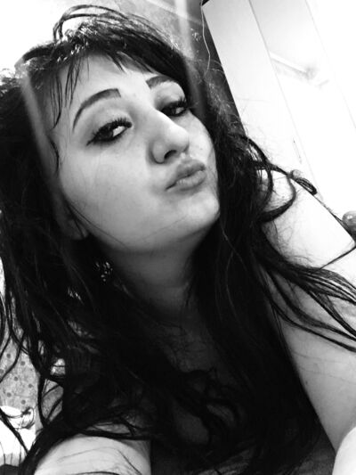  ,   Valya, 26 ,   c 