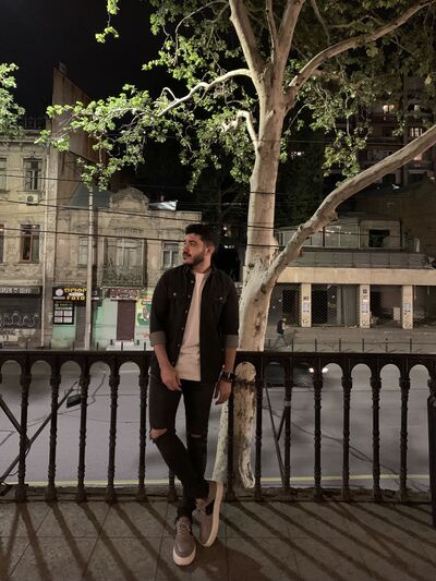  ,   Emir, 27 ,   ,   