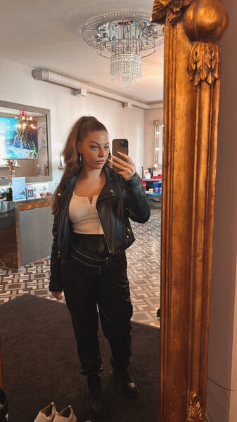 -,   , 32 ,   ,   