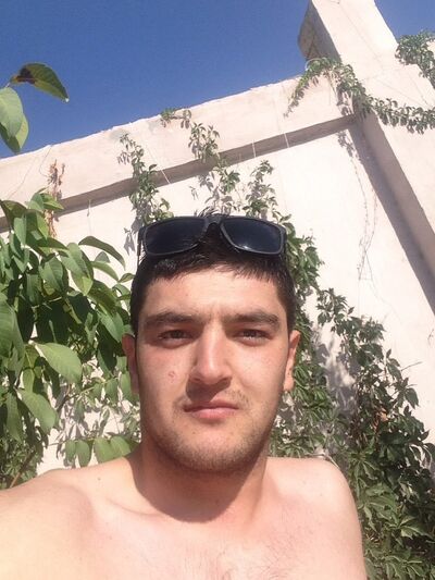 ,   Javohir, 33 ,   