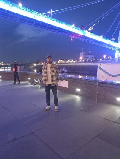 Koluszki,   , 32 ,   ,   