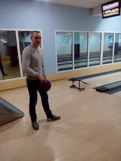  ,   Vitalii, 33 ,   ,   