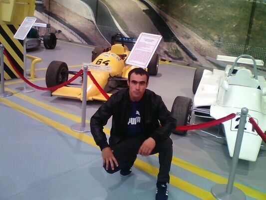  ,   Ruslan, 35 ,   ,   