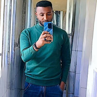  ,   Bolik, 28 ,   ,   