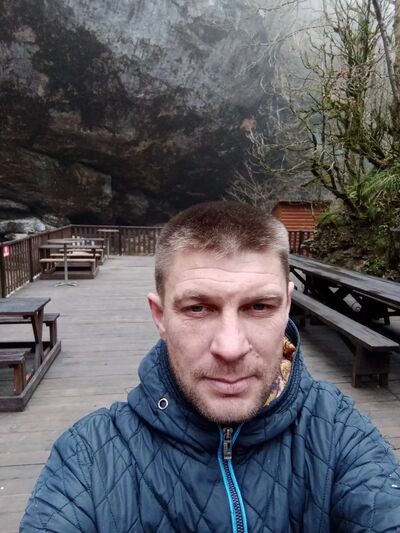  ,   Alex, 41 ,   ,   , c , 